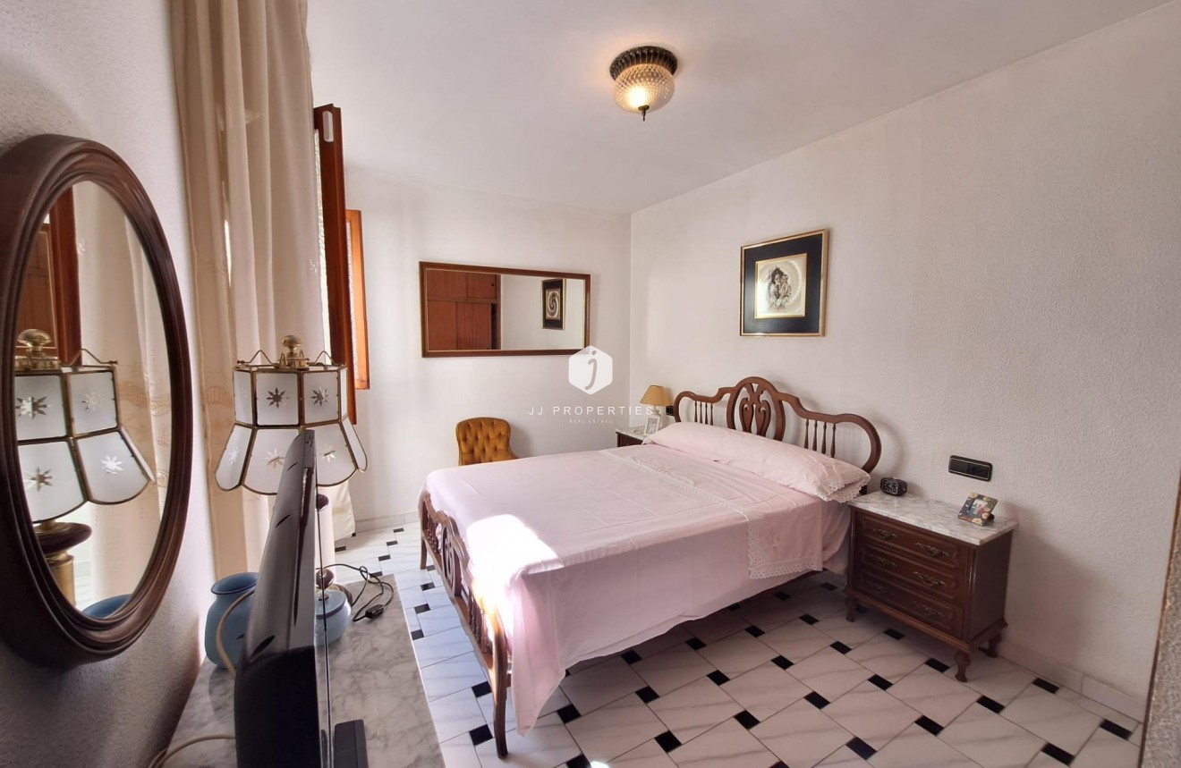 Resale - Apartment / flat -
Torrevieja - Acequion