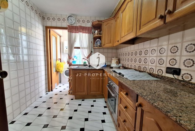 Resale - Apartment / flat -
Torrevieja - Acequion