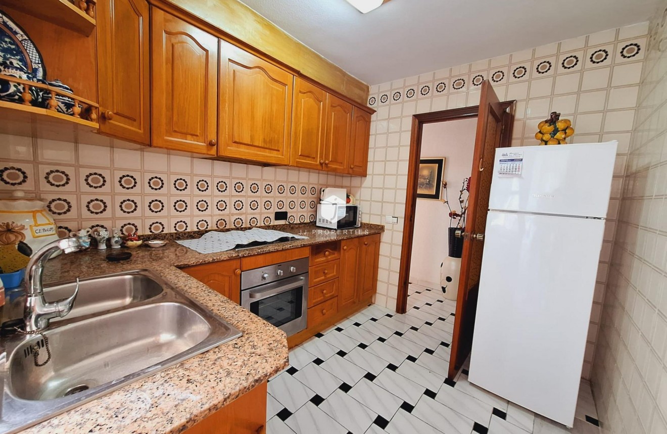 Resale - Apartment / flat -
Torrevieja - Acequion