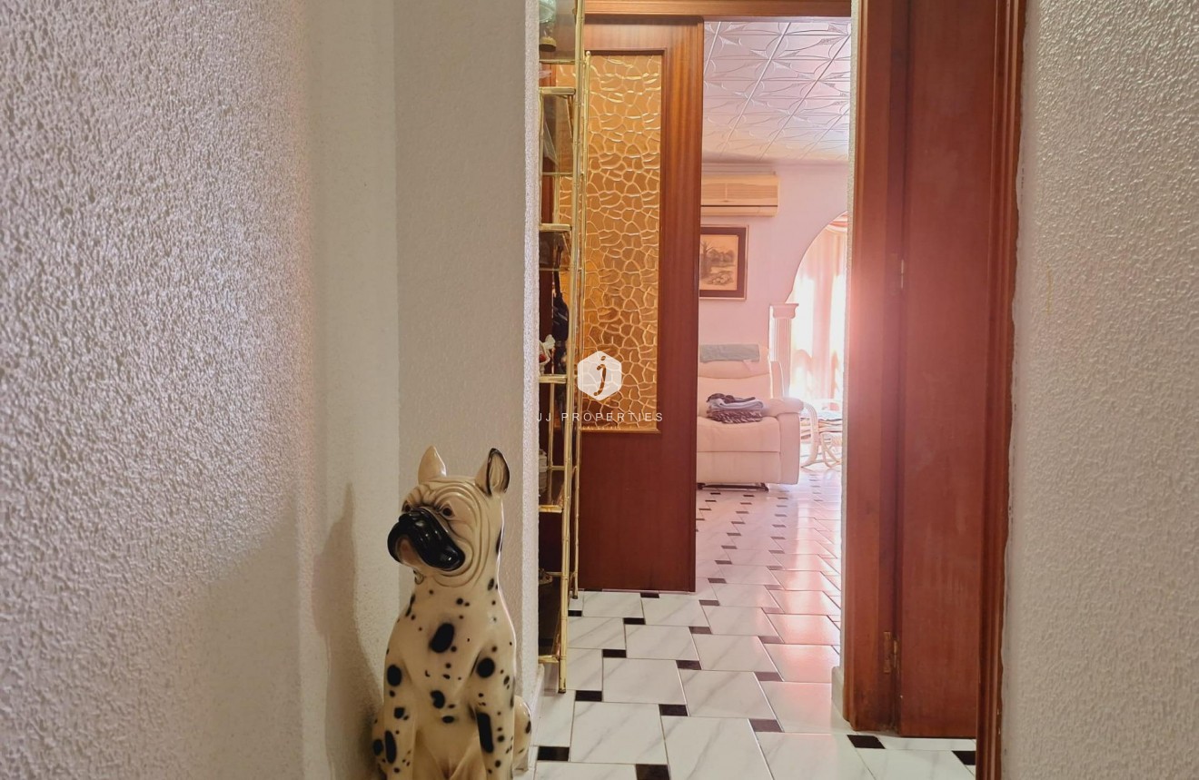 Resale - Apartment / flat -
Torrevieja - Acequion