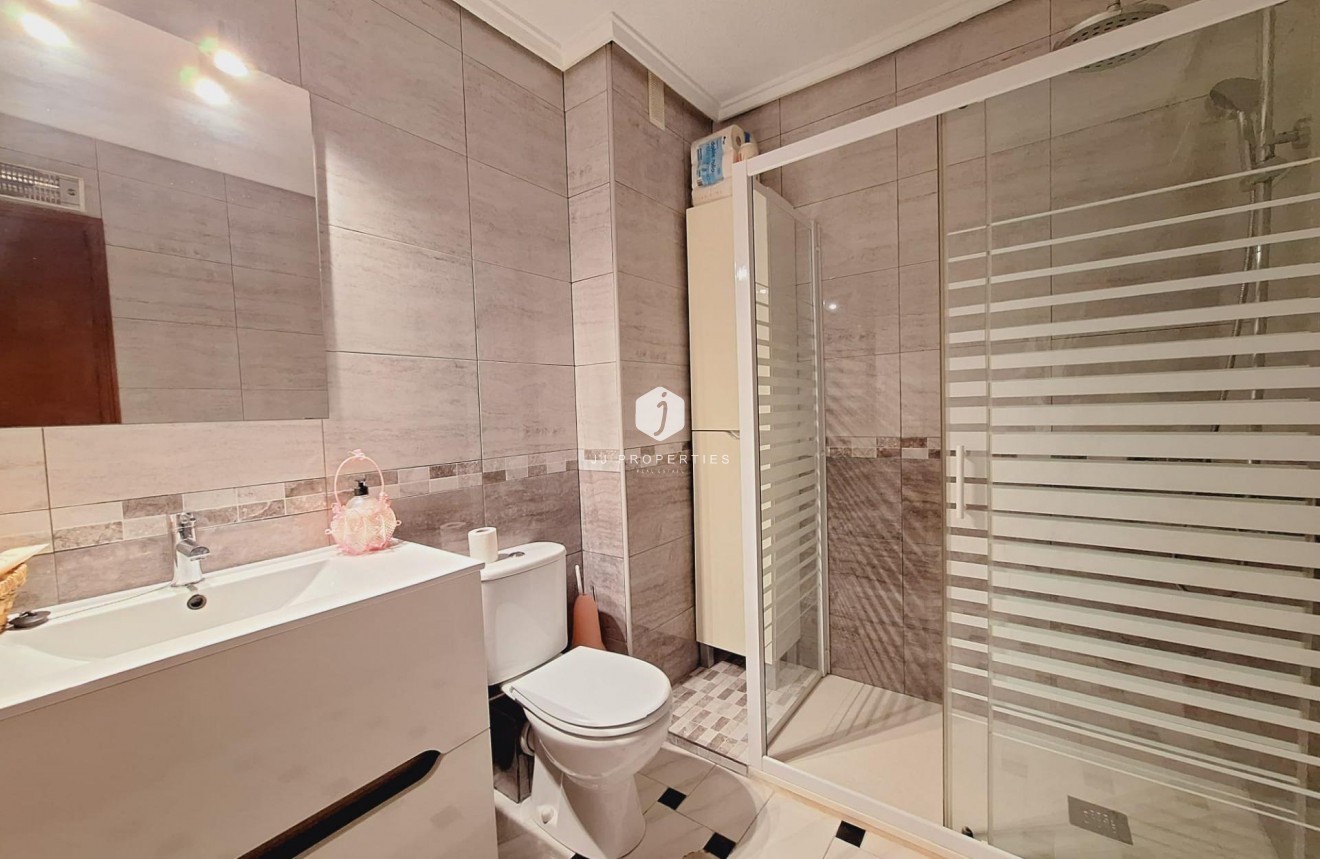 Resale - Apartment / flat -
Torrevieja - Acequion