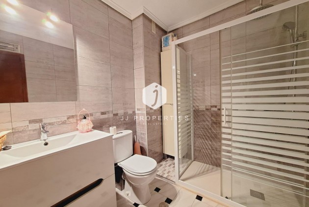 Resale - Apartment / flat -
Torrevieja - Acequion