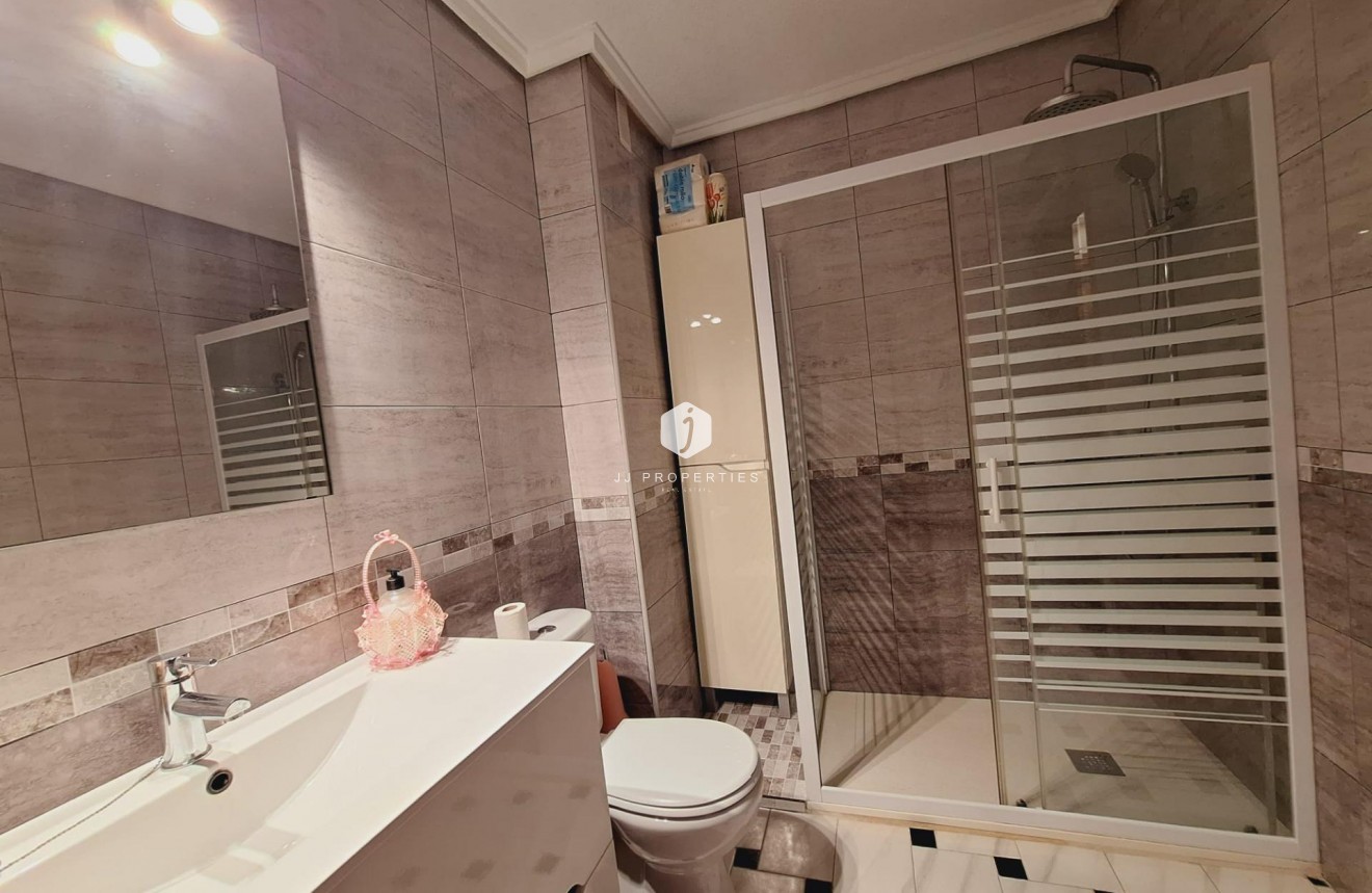 Resale - Apartment / flat -
Torrevieja - Acequion