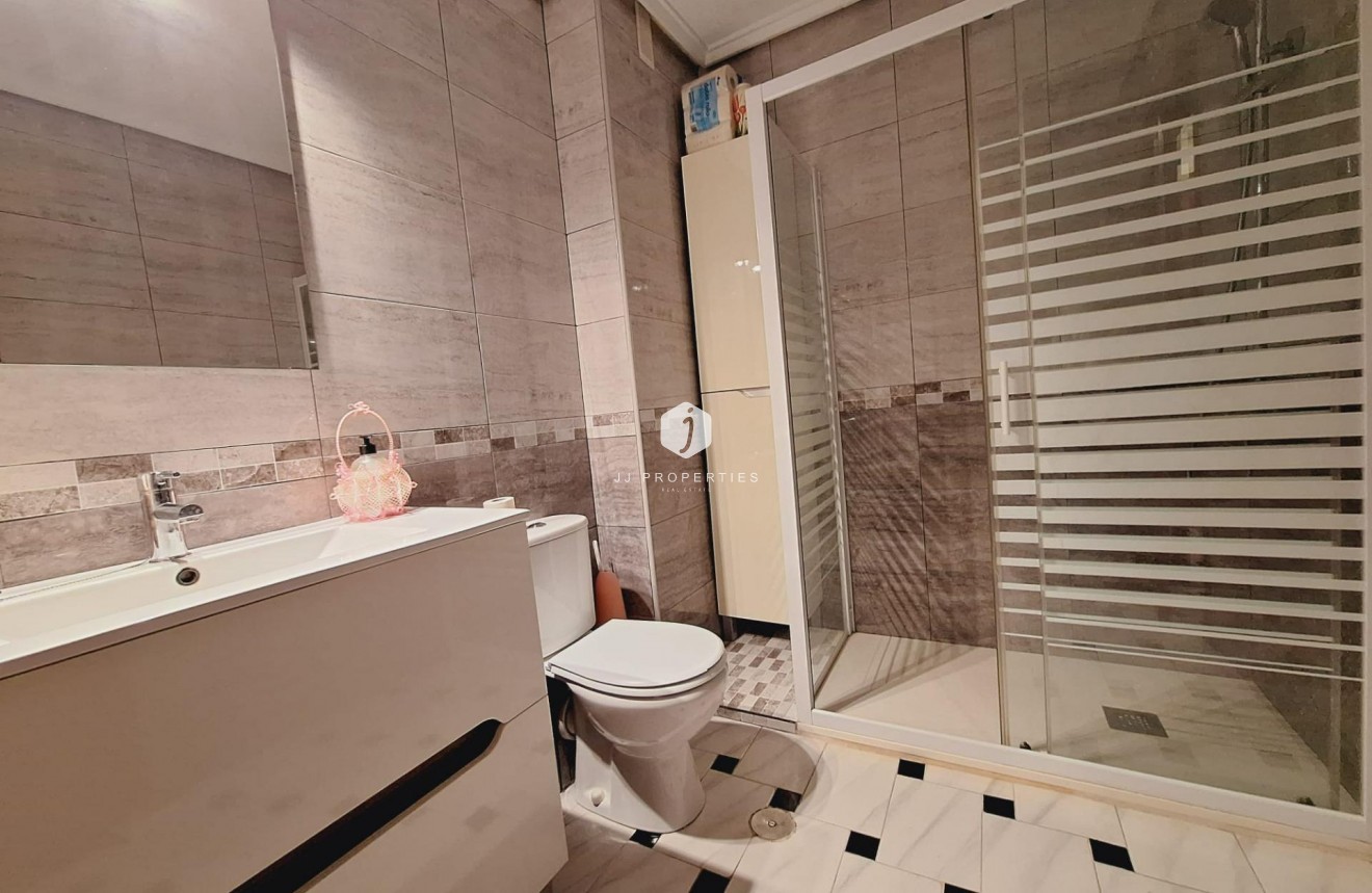 Resale - Apartment / flat -
Torrevieja - Acequion