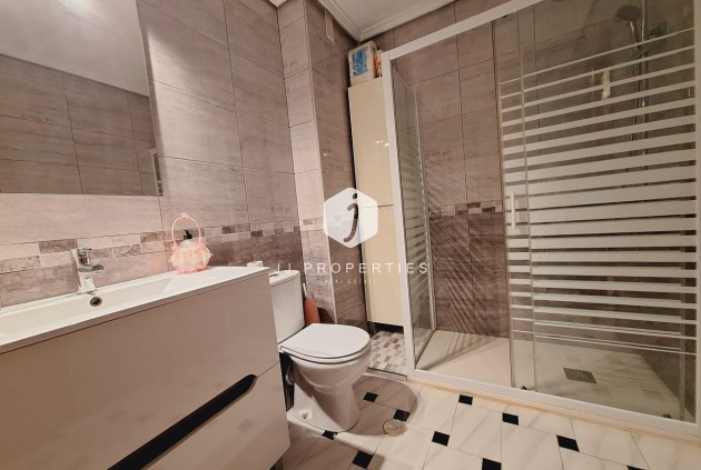 Resale - Apartment / flat -
Torrevieja - Acequion