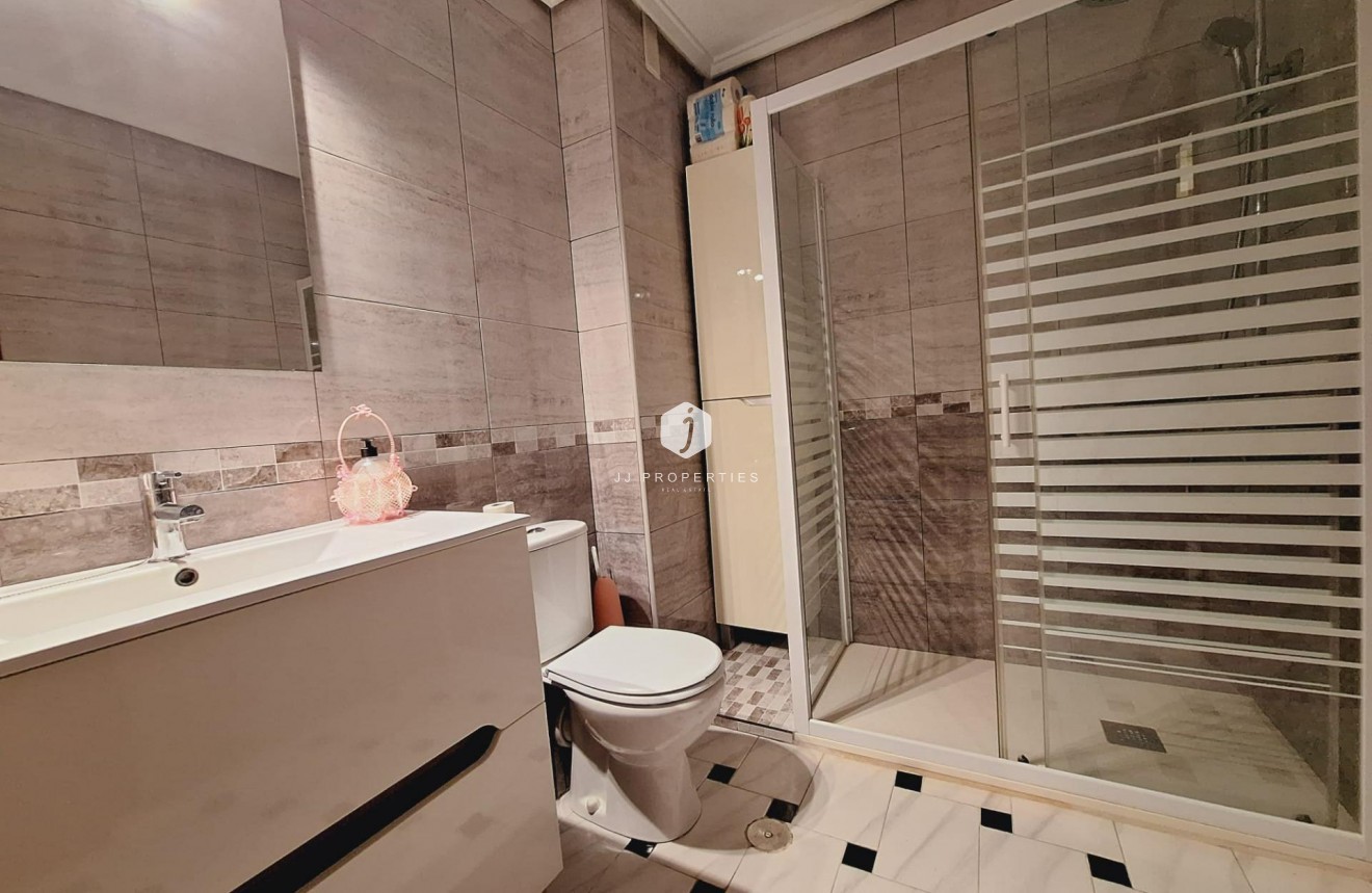 Resale - Apartment / flat -
Torrevieja - Acequion