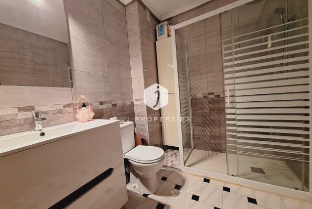 Resale - Apartment / flat -
Torrevieja - Acequion