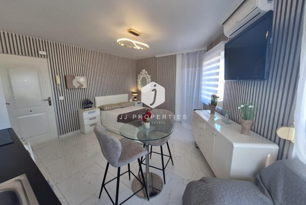 D'occasion - Appartement -
Torrevieja - Torrejón