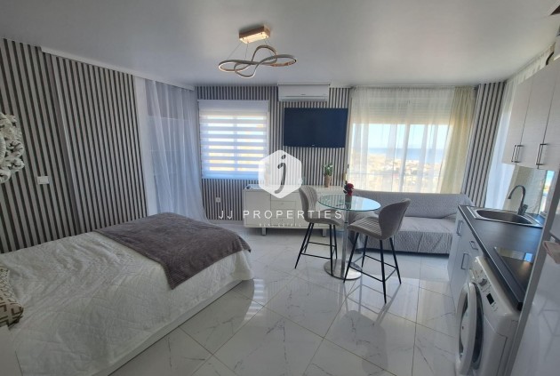 D'occasion - Appartement -
Torrevieja - Torrejón