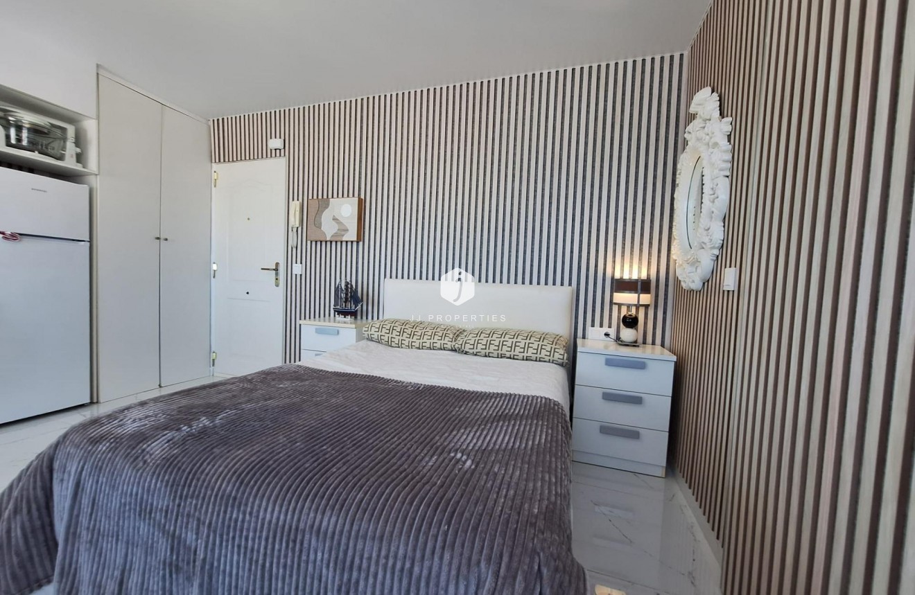 D'occasion - Appartement -
Torrevieja - Torrejón