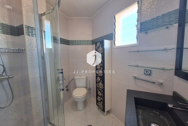 D'occasion - Appartement -
Torrevieja - Torrejón