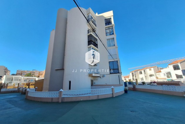 D'occasion - Appartement -
Torrevieja - Torrejón