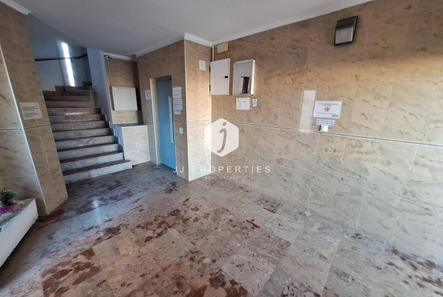 D'occasion - Appartement -
Torrevieja - Torrejón
