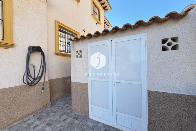 Resale - Chalet -
Orihuela Costa - Las Filipinas