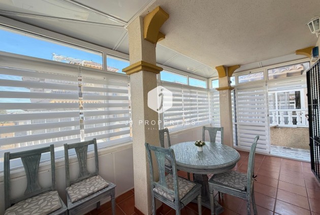 Resale - Chalet -
Orihuela Costa - Las Filipinas