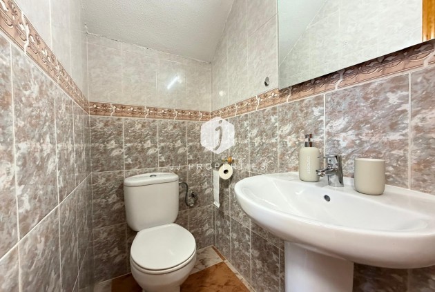 Resale - Chalet -
Orihuela Costa - Las Filipinas