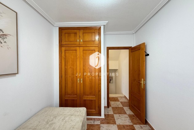 Resale - Chalet -
Orihuela Costa - Las Filipinas