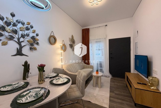 Resale - Apartment / flat -
Torrevieja