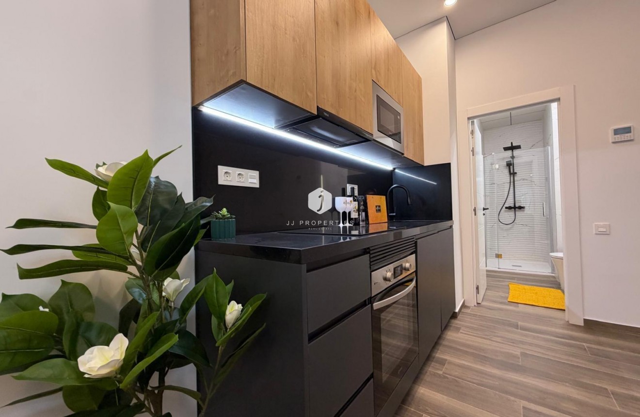 Resale - Apartment / flat -
Torrevieja