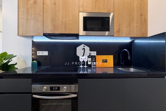 Resale - Apartment / flat -
Torrevieja