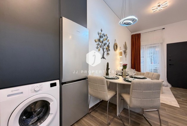 Resale - Apartment / flat -
Torrevieja