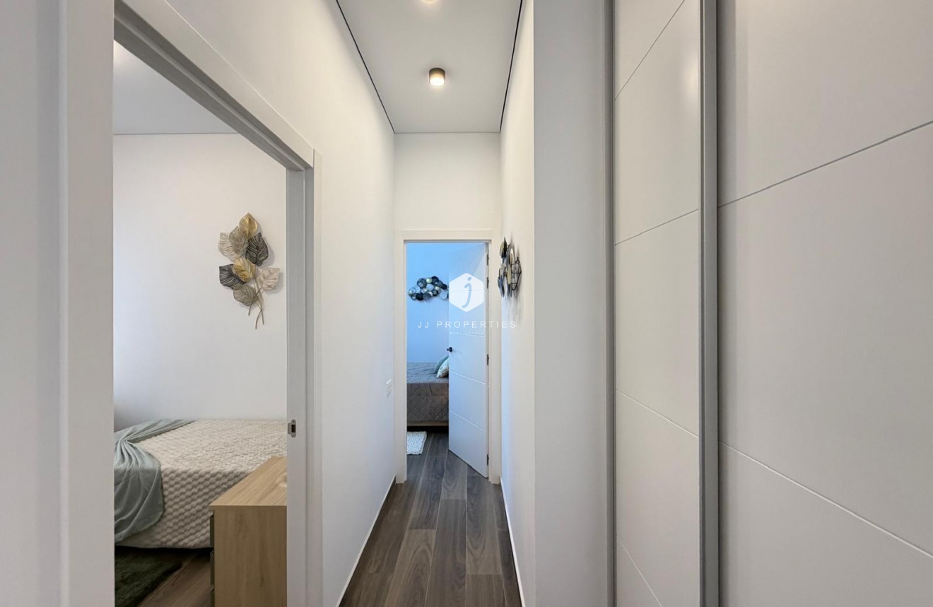 Resale - Apartment / flat -
Torrevieja