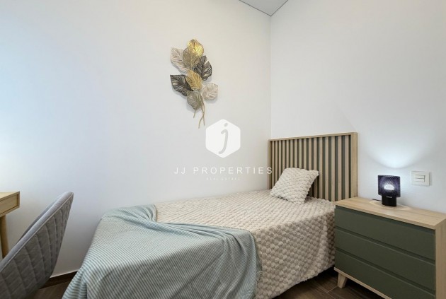 Resale - Apartment / flat -
Torrevieja