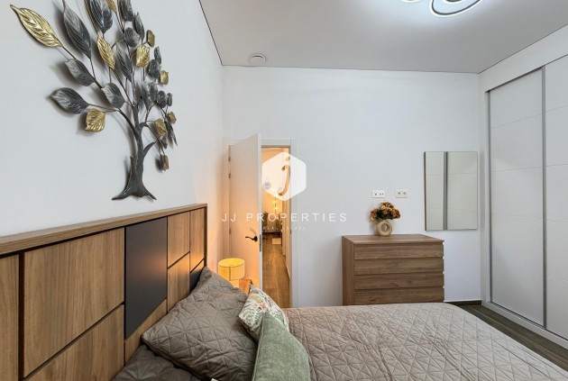 Resale - Apartment / flat -
Torrevieja