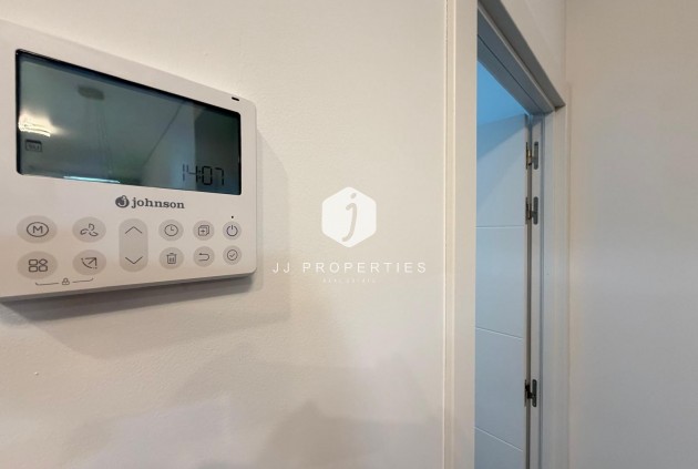 Resale - Apartment / flat -
Torrevieja