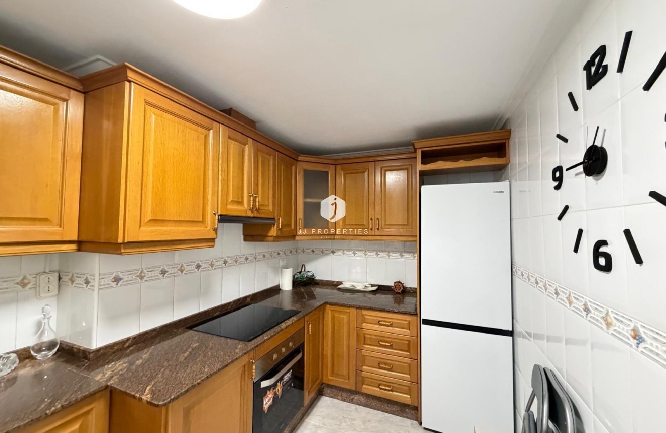 Resale - Apartment / flat -
Torrevieja - Playa del Cura