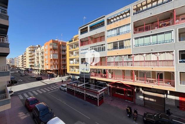 Resale - Apartment / flat -
Torrevieja - Playa del Cura