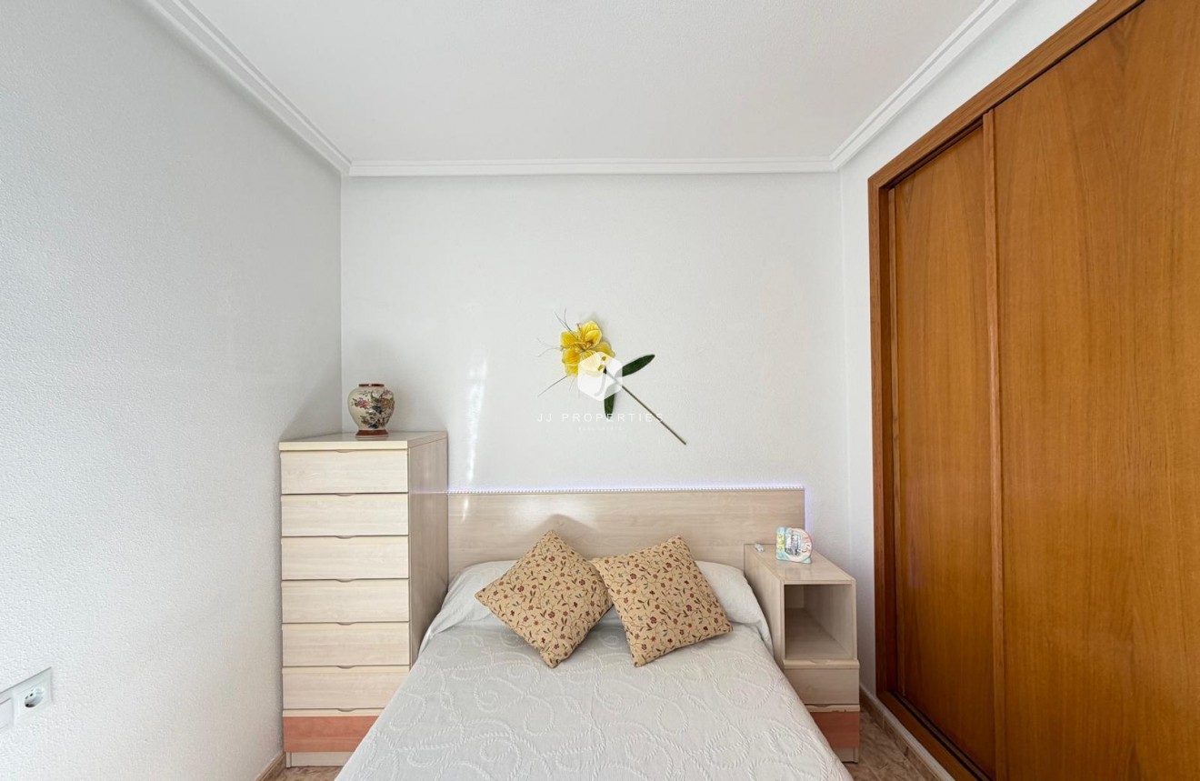 Resale - Penthouse -
Torrevieja - Playa del Cura