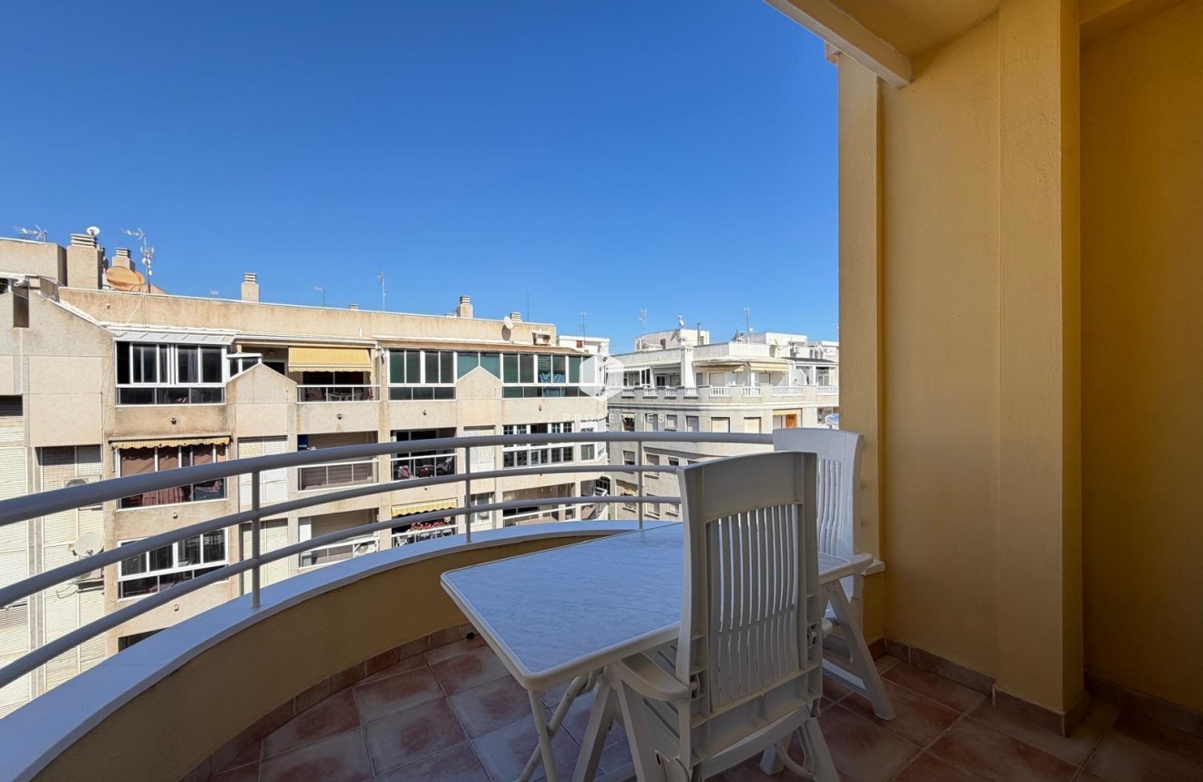 Resale - Penthouse -
Torrevieja - Playa del Cura