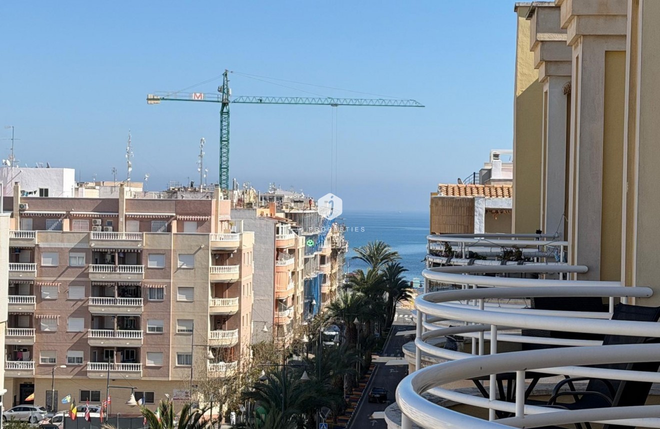 Resale - Penthouse -
Torrevieja - Playa del Cura
