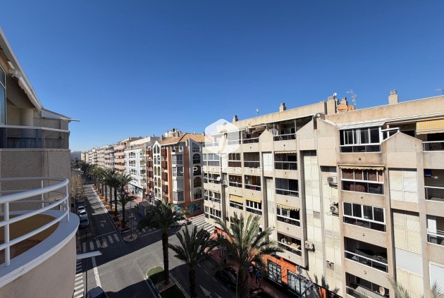 Resale - Penthouse -
Torrevieja - Playa del Cura