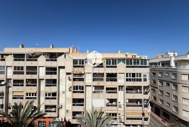 Resale - Penthouse -
Torrevieja - Playa del Cura