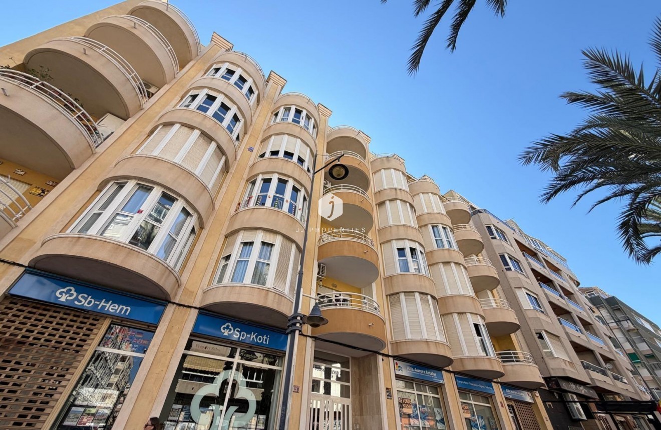 Resale - Penthouse -
Torrevieja - Playa del Cura