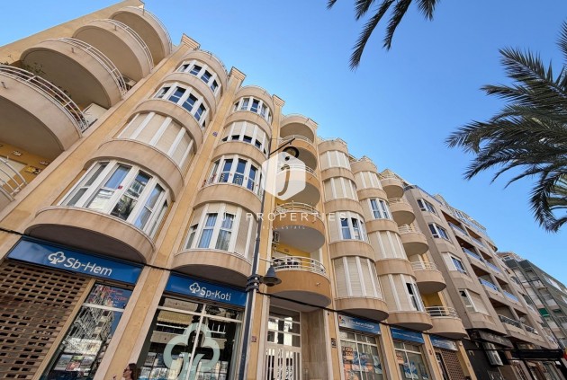 Resale - Penthouse -
Torrevieja - Playa del Cura