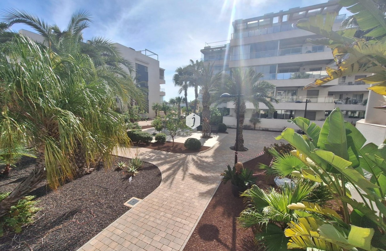 Resale - Apartment / flat -
Orihuela Costa - Los Dolses