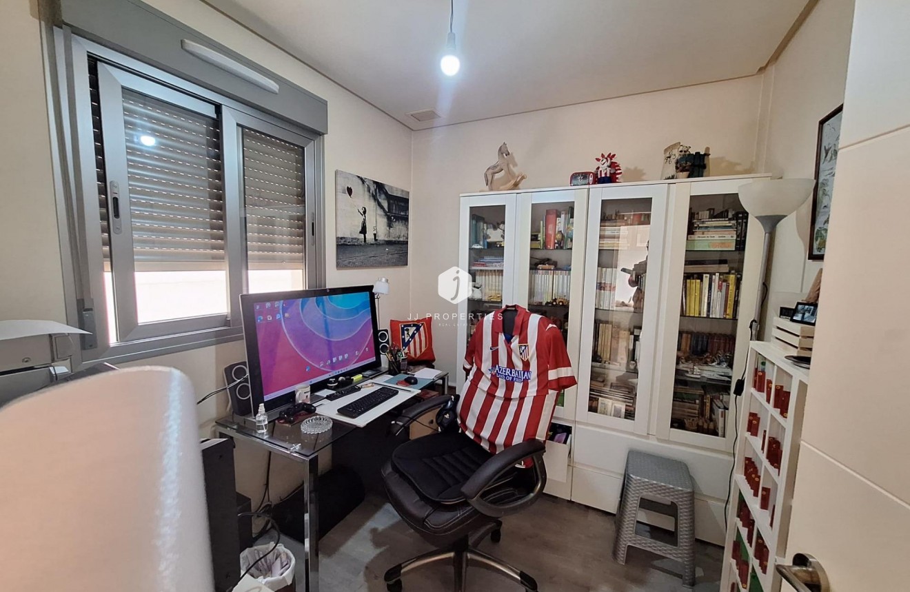 Resale - Apartment / flat -
Orihuela Costa - Los Dolses