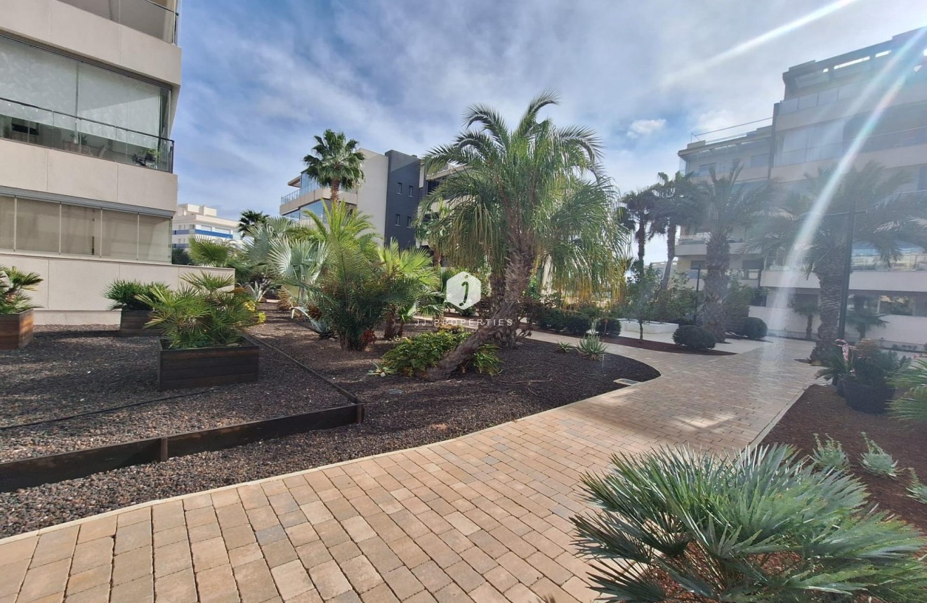 Resale - Apartment / flat -
Orihuela Costa - Los Dolses