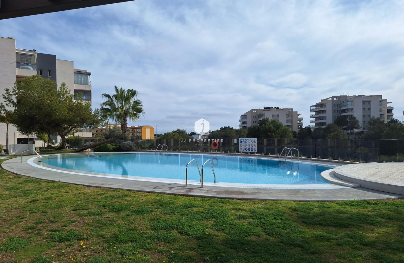 Resale - Apartment / flat -
Orihuela Costa - Los Dolses