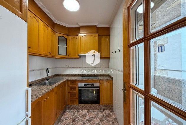 Resale - Apartment / flat -
Torrevieja - Playa de los Locos