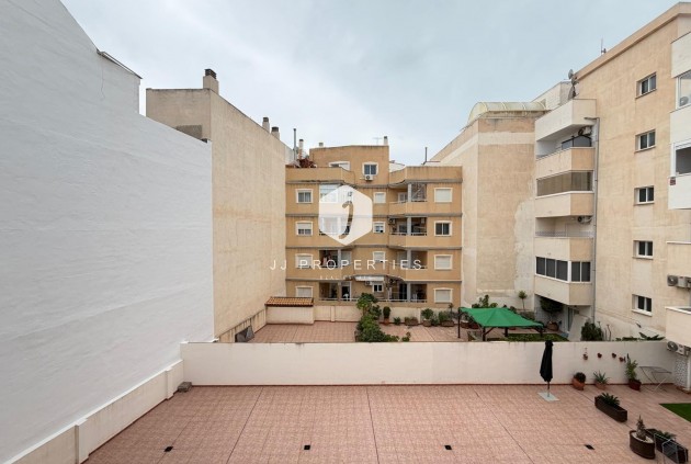 Resale - Apartment / flat -
Torrevieja - Playa de los Locos