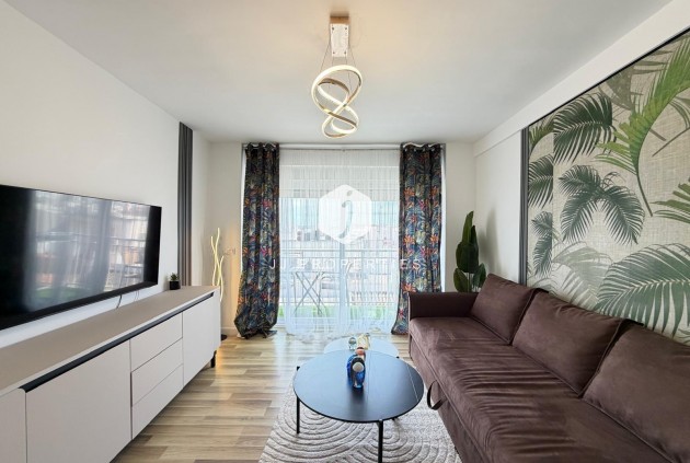 Resale - Apartment / flat -
Torrevieja - Centro