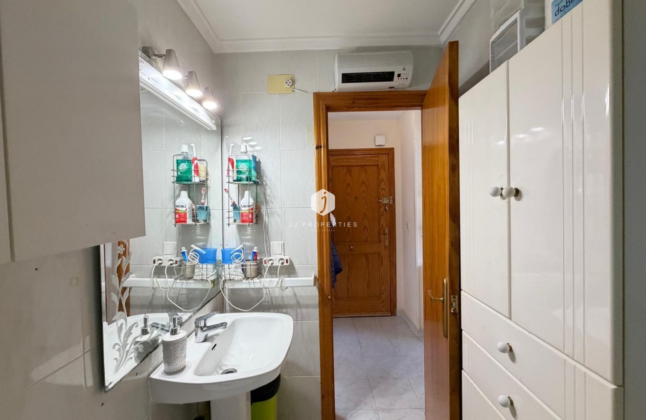 Resale - Penthouse -
Torrevieja - Acequion