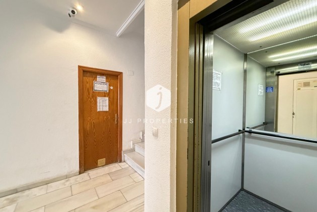 Resale - Penthouse -
Torrevieja - Acequion