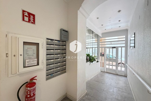 Resale - Penthouse -
Torrevieja - Acequion