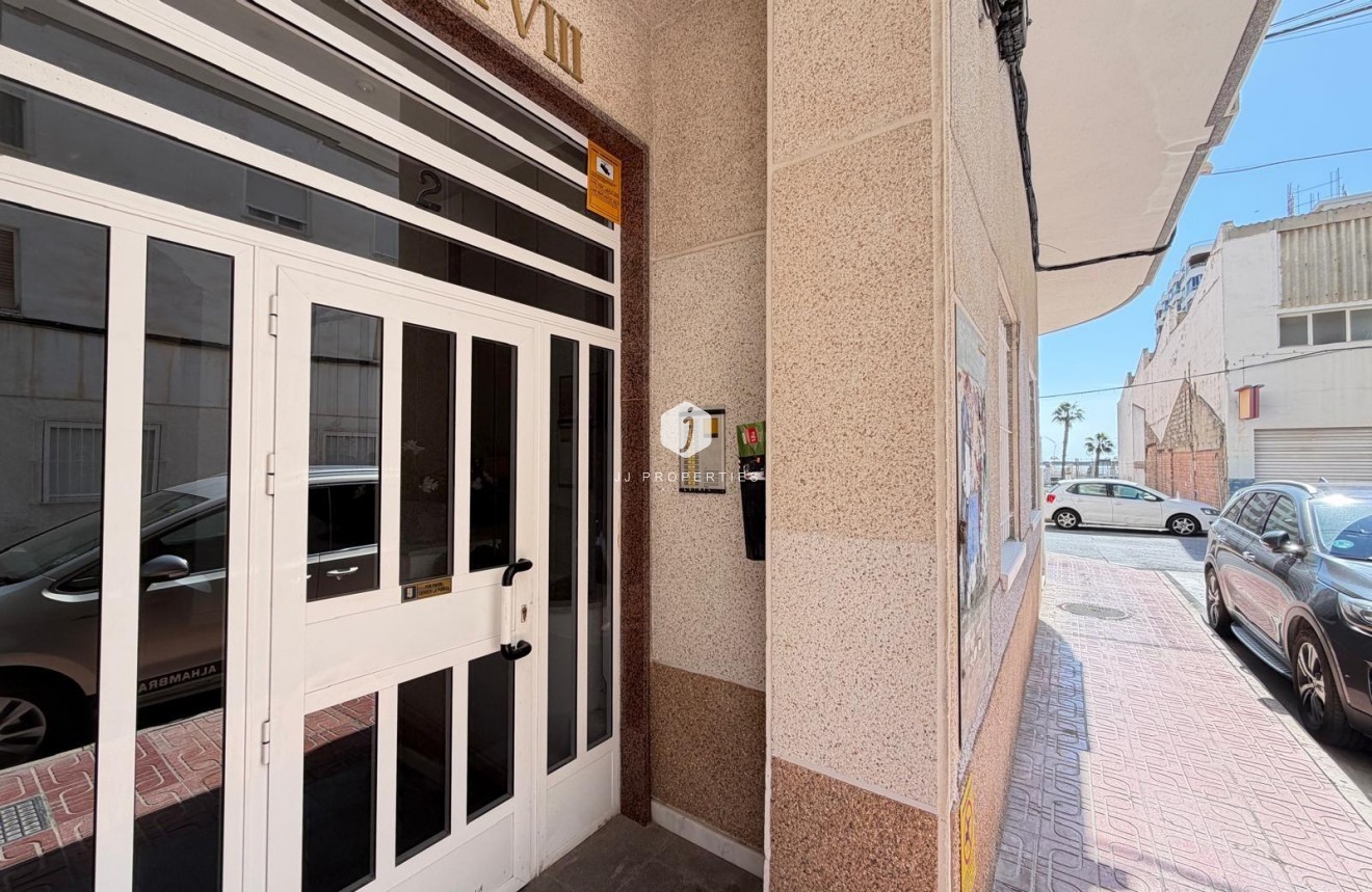 Resale - Penthouse -
Torrevieja - Acequion