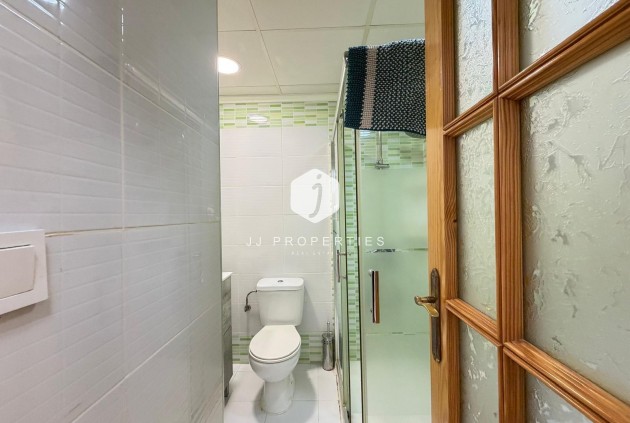 Resale - Chalet -
Torrevieja - Nueva Torrevieja